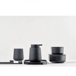 Zone Denmark Rangements Salle De Bain Distributeur De Savon En Argile Noir -Rangements déco Soldes distributeur de savon en argile noir 3