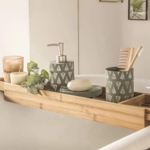 Guy Levasseur Rangements Salle De Bain Distributeur De Savon En Béton Vert 5 Guy Levasseur Rangements Salle De Bain Distributeur De Savon En Béton Vert – Image 3