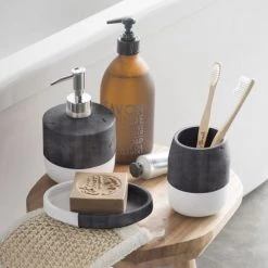 Guy Levasseur Rangements Salle De Bain Distributeur De Savon En Polyrésine Bleu -Rangements déco Soldes distributeur de savon en polyresine bleu 3