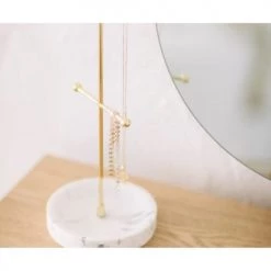 Wadiga Rangements à Bijoux Porte Bijoux à Poser En Métal Doré Et Polyrésine Effet Marbre Blanc -Rangements déco Soldes porte bijoux a poser en metal dore et polyresine effet marbre blanc 2