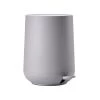 Zone Denmark Rangements Salle De Bain Poubelle à Pédale En Plastique Beige Gris 5L