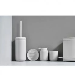 Zone Denmark Rangements Salle De Bain Poubelle à Pédale En Plastique Blanc -Rangements déco Soldes poubelle a pedale en plastique blanc 3