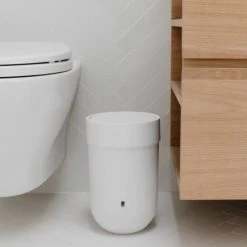 Umbra Rangements Salle De Bain Poubelle Touch Plastique Blanc -Rangements déco Soldes poubelle touch plastique blanc 2