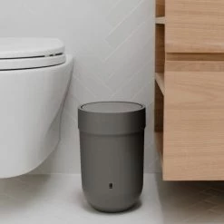 Umbra Rangements Salle De Bain Poubelle Touch Plastique Gris -Rangements déco Soldes poubelle touch plastique gris 2